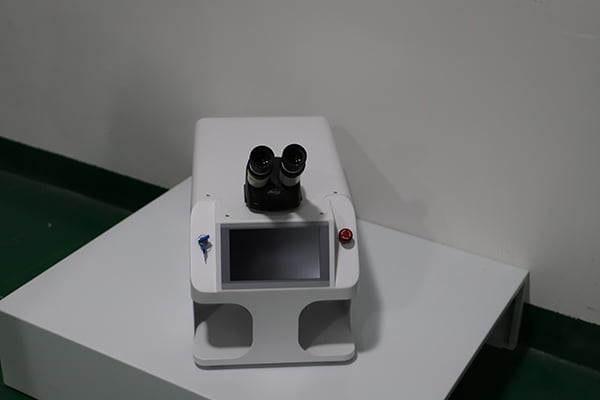 100W Mini Jewelry Laser Welding Machine